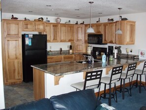 Arnold's Kitchen, gas grill at outside deck