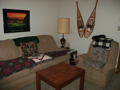 Great Value - Golf Course & Ski Condo at Great Location