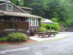Front view of cottage
