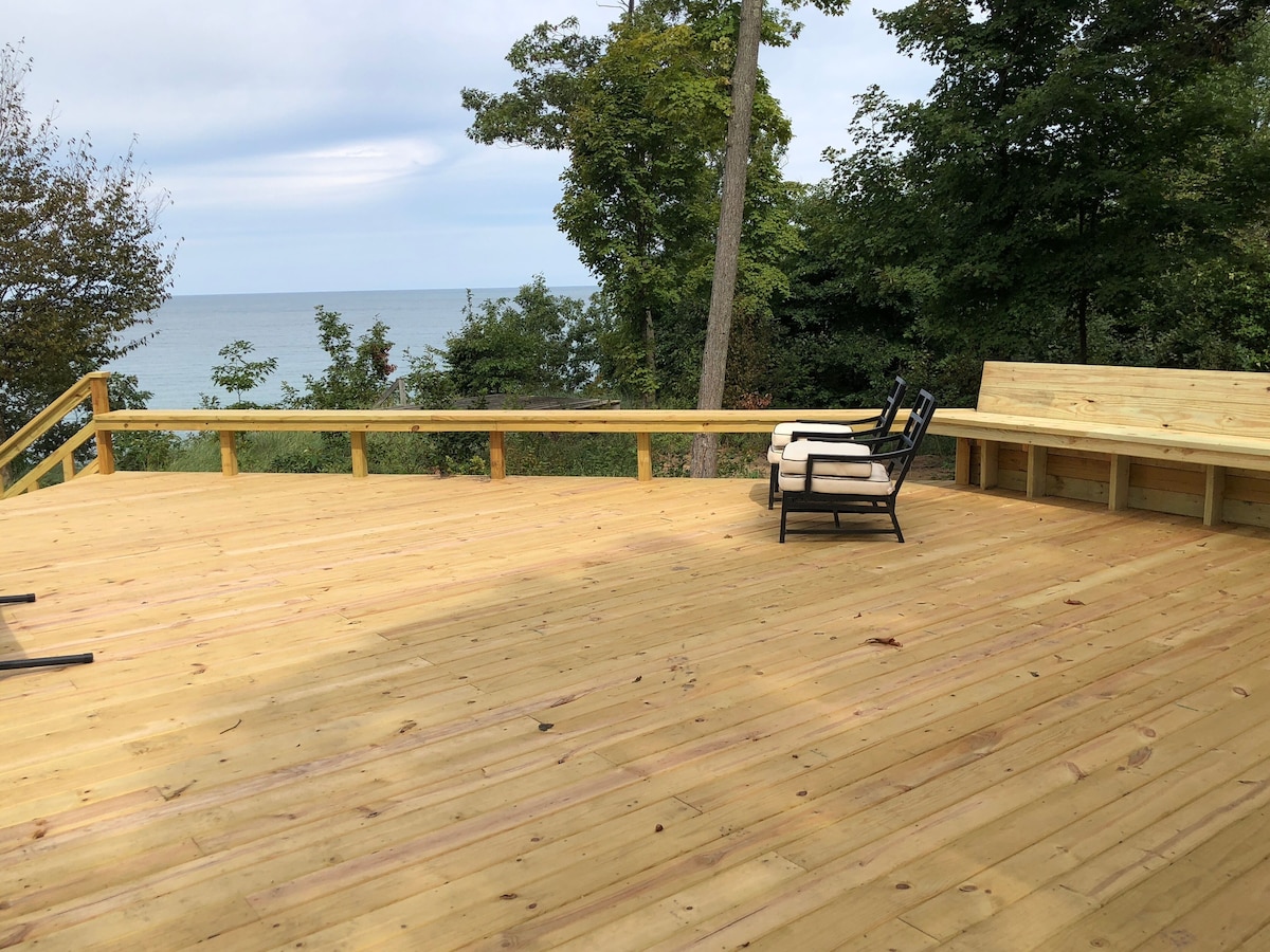 Private Lake Michigan Lakefront Cottage