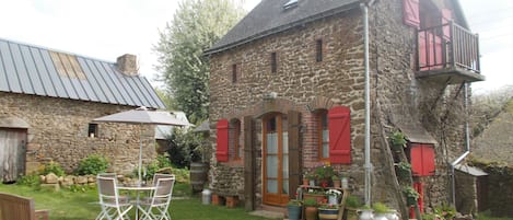 The Stable and garden