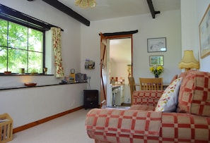 Barley Cottage lounge
