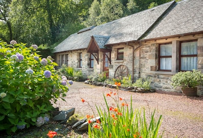 Großartiges, luxuriöses Ferienhaus in Luss, Loch Lomond National Park
