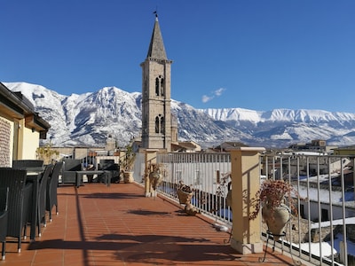 Penthouse-Duplex mit herrlichem Blick von Terrasse und Balkonen