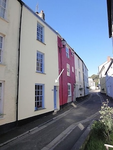 Heart of Cawsand, Cornwall's Forgotten Corner, ideal for Family Holidays.