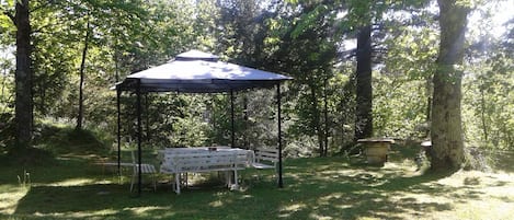 Gazebo e barbecue