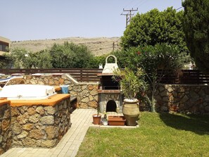 Stone BBQ 