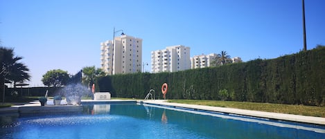 Piscina Comunitaria / Community Pool