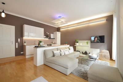 Best deal in town !  Asante Designer Apt in the center of Munich