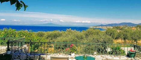 The amazing sea view from the Villa Pefnos veranda!