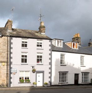 Georgian Townhouse holiday let in Kirkby Lonsdale, a stunning market town.