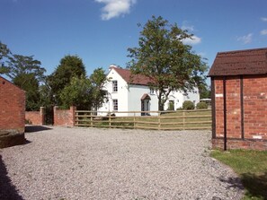 Wonderfully private grounds with great views