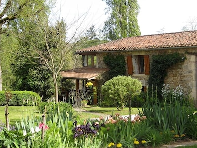 Luxury Gite in Beautifull Countryside with Fantastic Riverside Views
