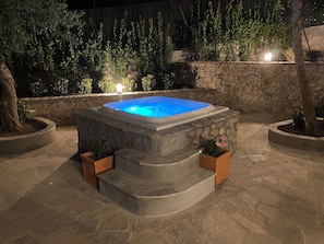 Bubbelpool utomhus