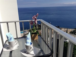 Balcony with seaview