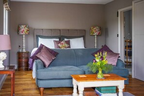 Accommodation with super 
kingsize bed