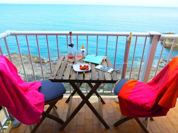 Drinks on the balcony