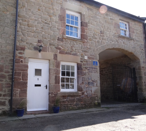 Historic old fisherman's cottage set in a former smokery