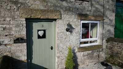 THE NOOK, una acogedora cabaña de 3 dormitorios, recientemente renovada y que admite mascotas en Tideswell