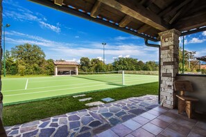 Sport court