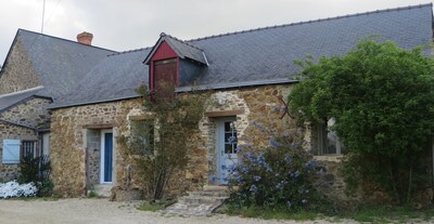 GÎTE DU HAUT-ANJOU Idéal pour un séjour au calme 