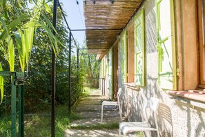 entrée sud, ombragée