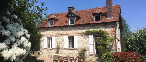 Vue maison de la piscine 