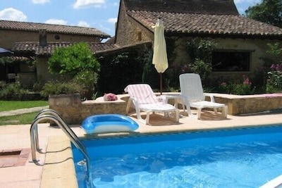 Gîte de  charme, calme ideal repos avec piscine et sauna