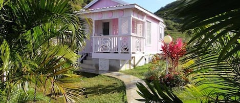 Pinkshack Studio Cottage
