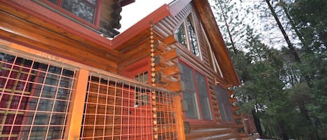 Custom details of this Log Cabin will blow your mind!