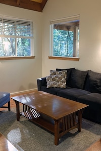 Newly built deluxe cabins, in a private redwood setting near the Smith River