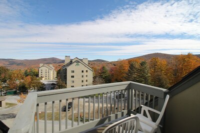 Amazing Mountain Condo - Short walk to Snowshed Summer Activities 