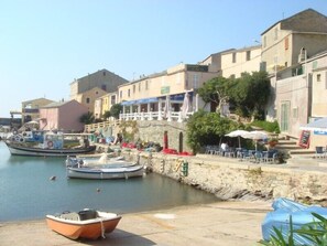 Marina