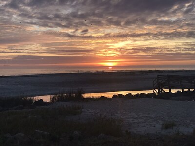 East Beach with Bikes and Kayaks!