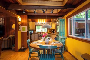 Dining room to Kitchen