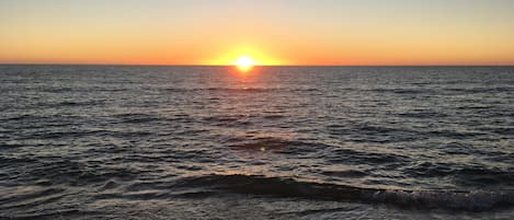 Gorgeous sunsets at Vanderbilt Beach 
