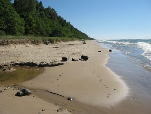 Terrific community beach is great for kids, just a few steps to the water!