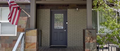 Grand entrance to the Sandy home 