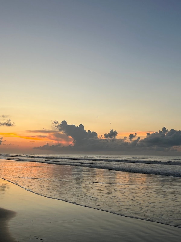 The gorgeous beach!
