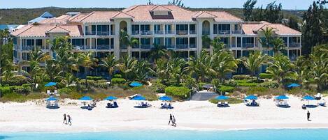 BEACHFRONT BOUTIQUE RESIDENCE - PRIVATE CONDO RENTAL 302 -A TCI Blue rental