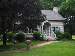  LeFay Cottage at Little Washington...a charming vacation getaway.