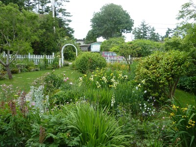 The Garden Cottage..Step Back in Time - Experience Nature - with Creative Spirit