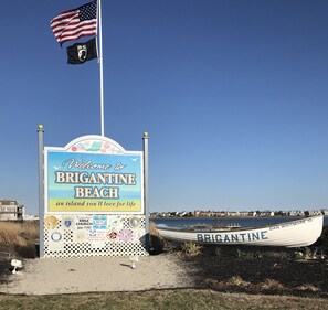 Welcome sign