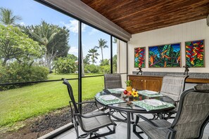 Outdoor dining