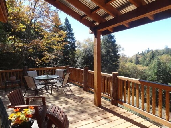 Fabulous deck and views...  can you believe this is in San Diego County?
