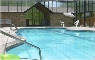  Pool, View, Dollywood-1 Mile ***WiFi***(Hidden Springs Resort) Specials