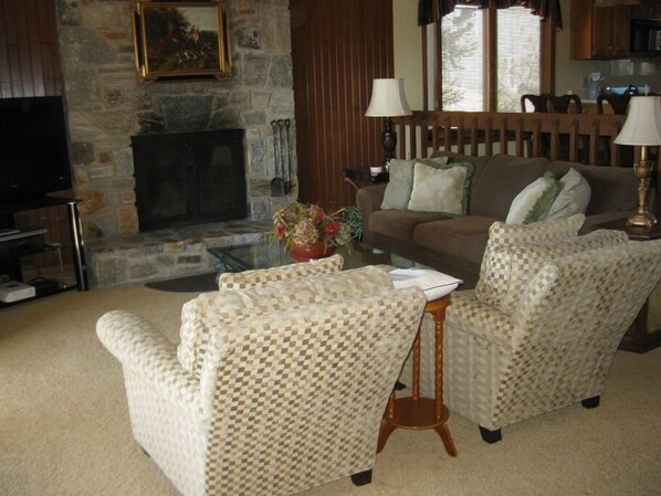 Living Room facing Dining Area