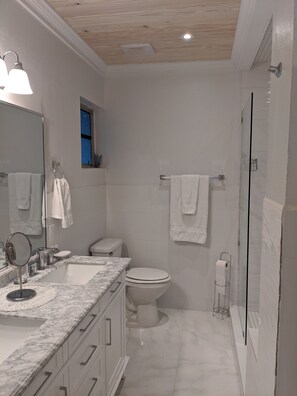 Master en-suite with double sinks