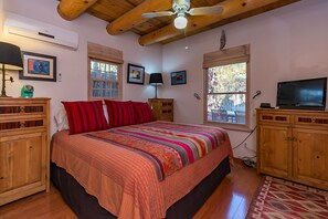 Master King Bed, TV, ductless AC, ensuite bath