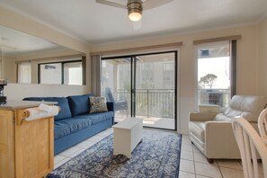 Queen Sleeper Sofa & Roll about Bar 